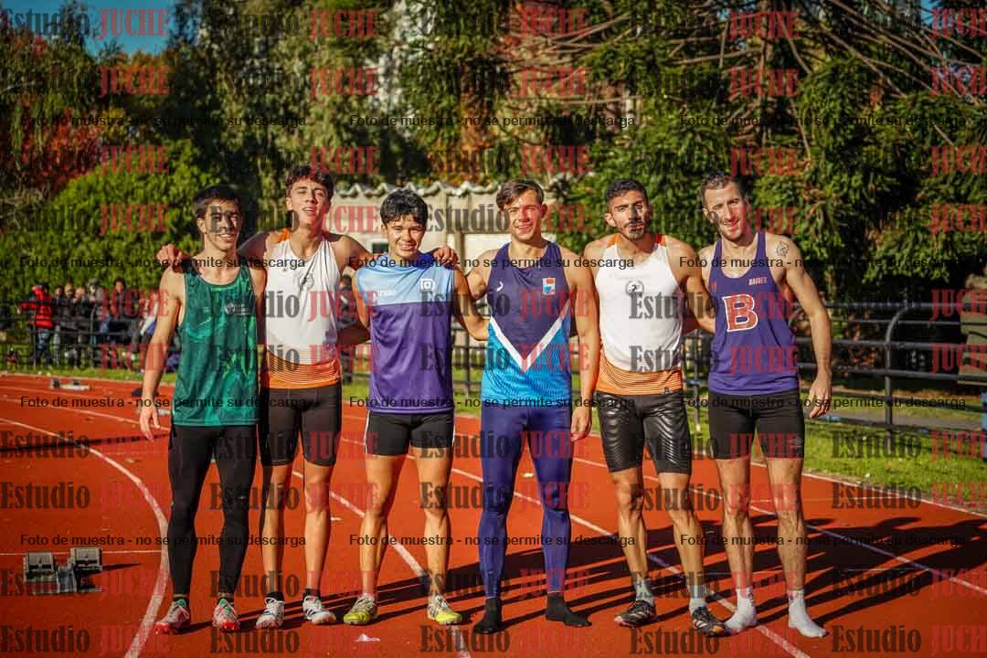 Fotos de los 400 m con vallas de varones