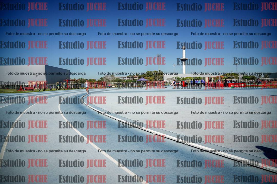 Fotos de los 5000 m de mujeres y varones - serie 1