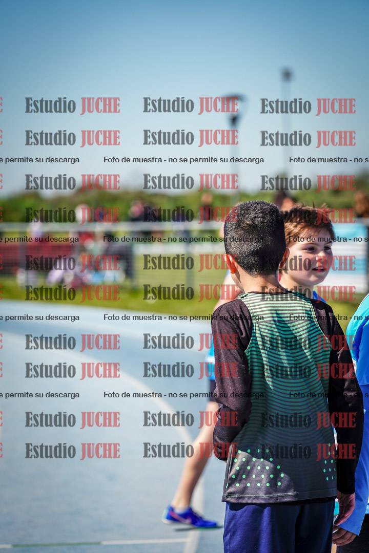 Fotos de los 50 m llanos de varones