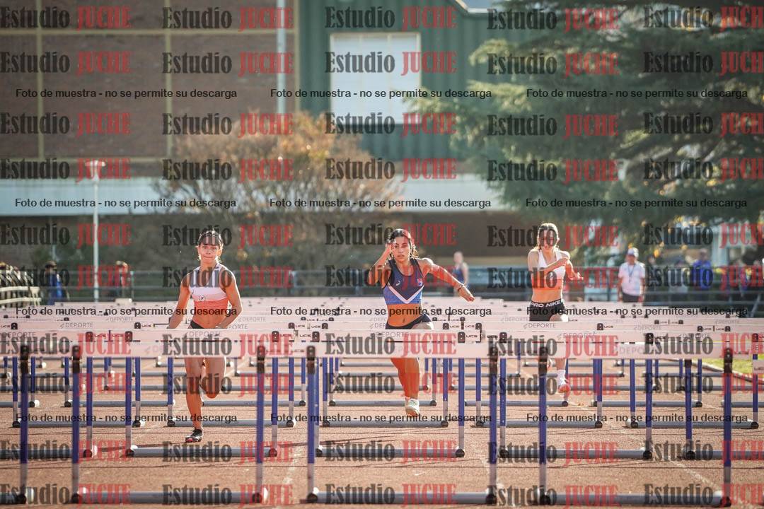 Fotos de los 100 m con vallas de mujeres