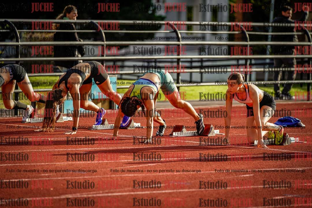 Fotos de los 100 m con vallas de mujeres