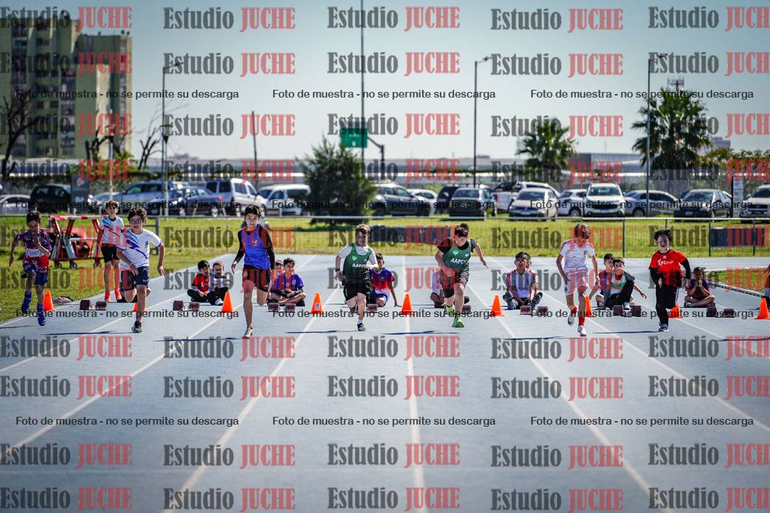 Fotos de los 50 m llanos de varones