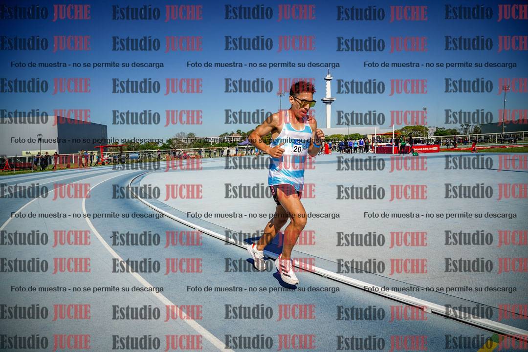 Fotos de los 5000 m de mujeres y varones - serie 1