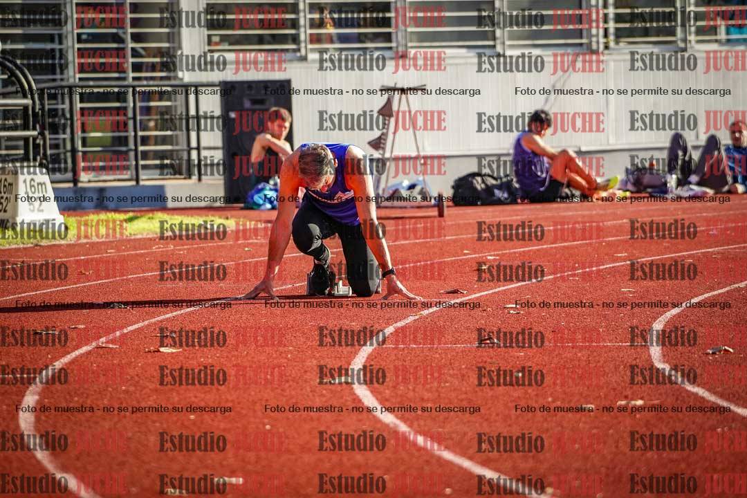 Fotos de los 400 m con vallas de varones