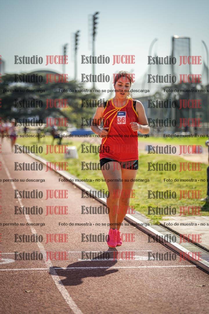 Fotos de los 600 m llanos de mujeres - U16