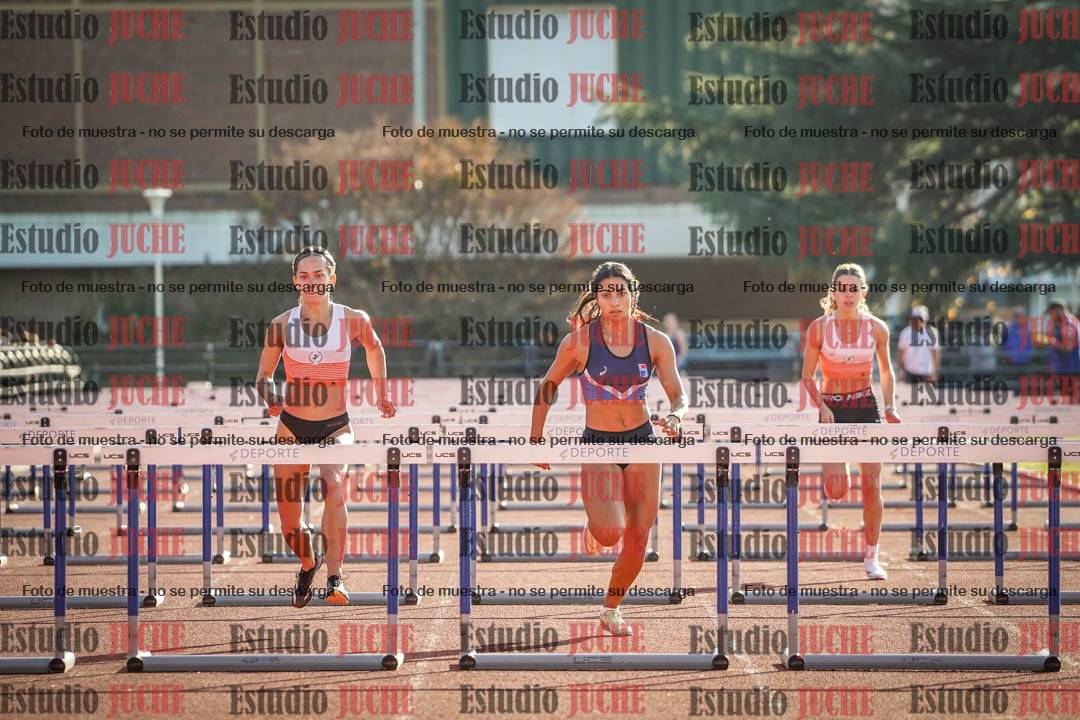 Fotos de los 100 m con vallas de mujeres