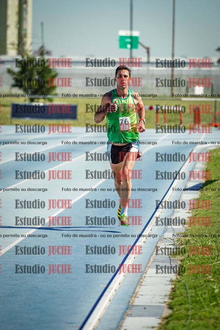 Fotos de los 5000 m de mujeres y varones - serie 1