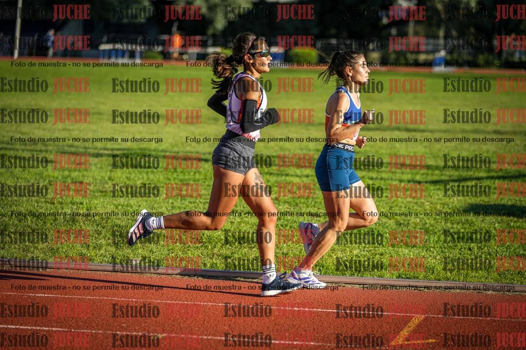 Fotos de los 10.000 m llanos de mujeres y varones