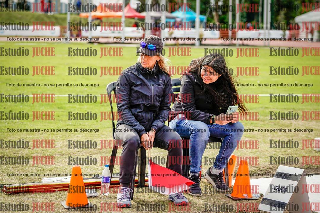Fotos de algunos extras y podios del día 3