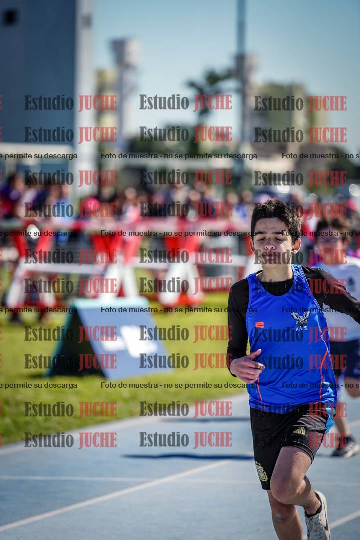 Fotos de los 50 m llanos de varones