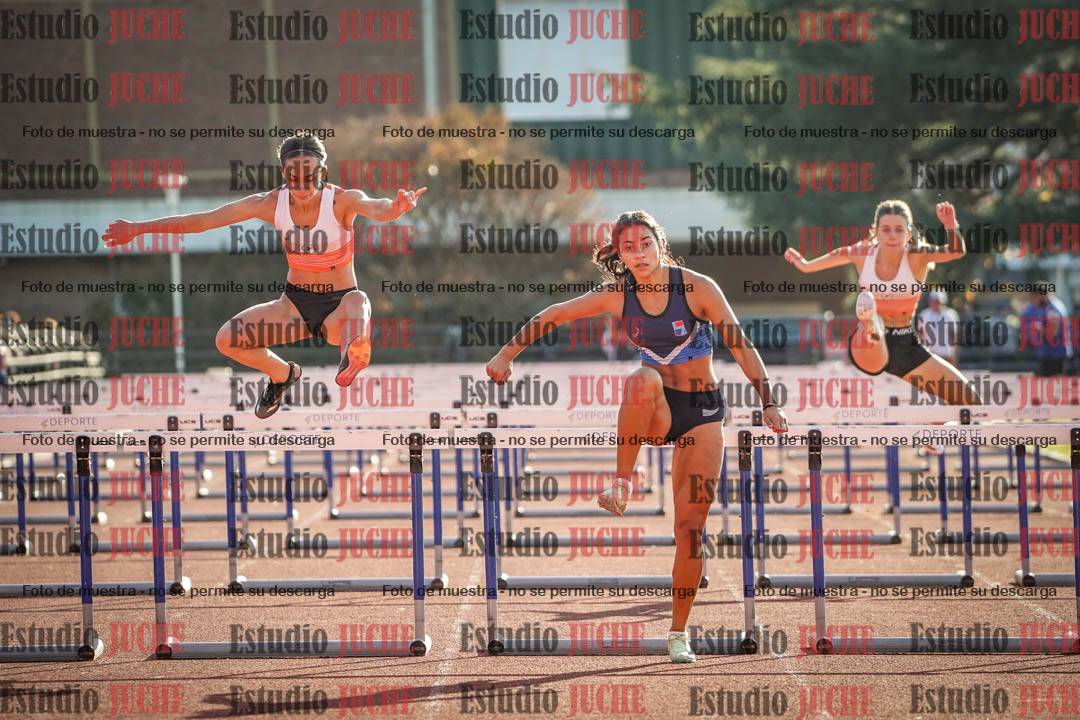 Fotos de los 100 m con vallas de mujeres