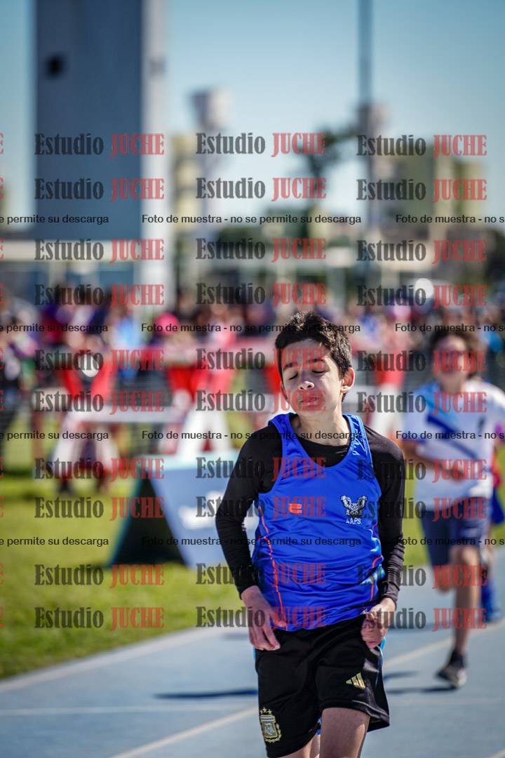 Fotos de los 50 m llanos de varones