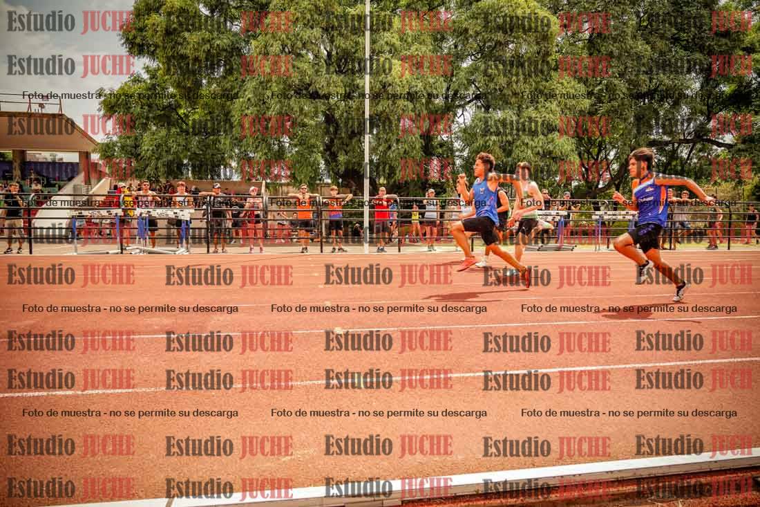 Fotos de los 80 m llanos de varones
