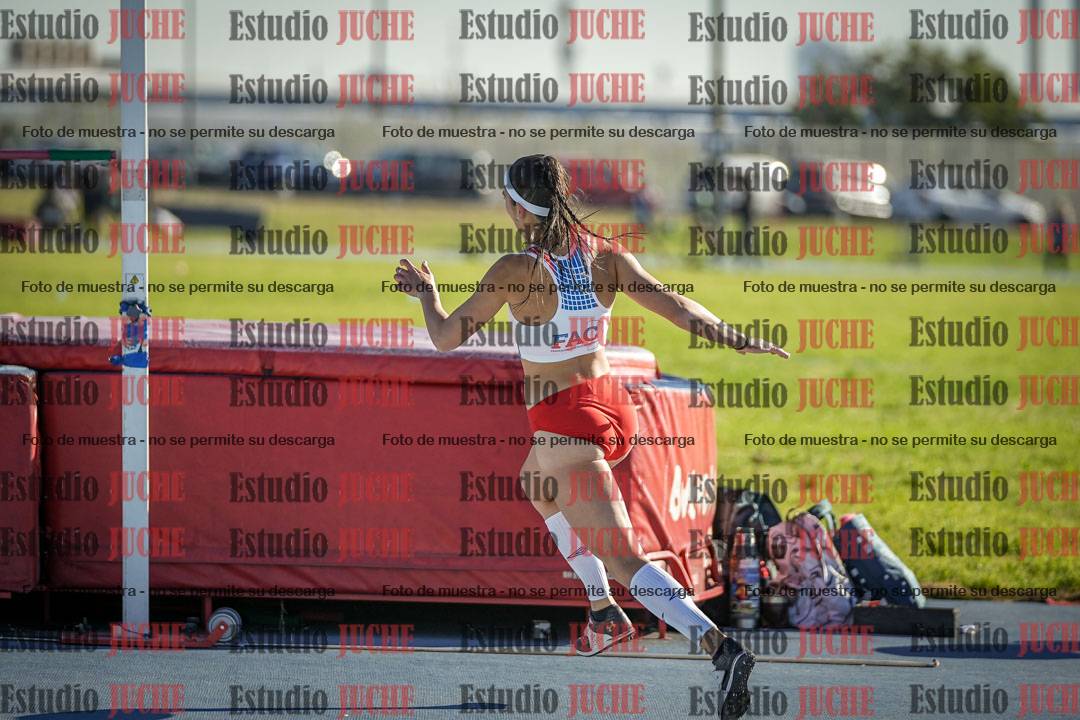 Fotos del salto en alto de mujeres - heptatlón 2