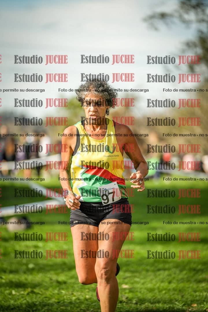 Fotos de la llegada del cross de 4000 m - mujeres