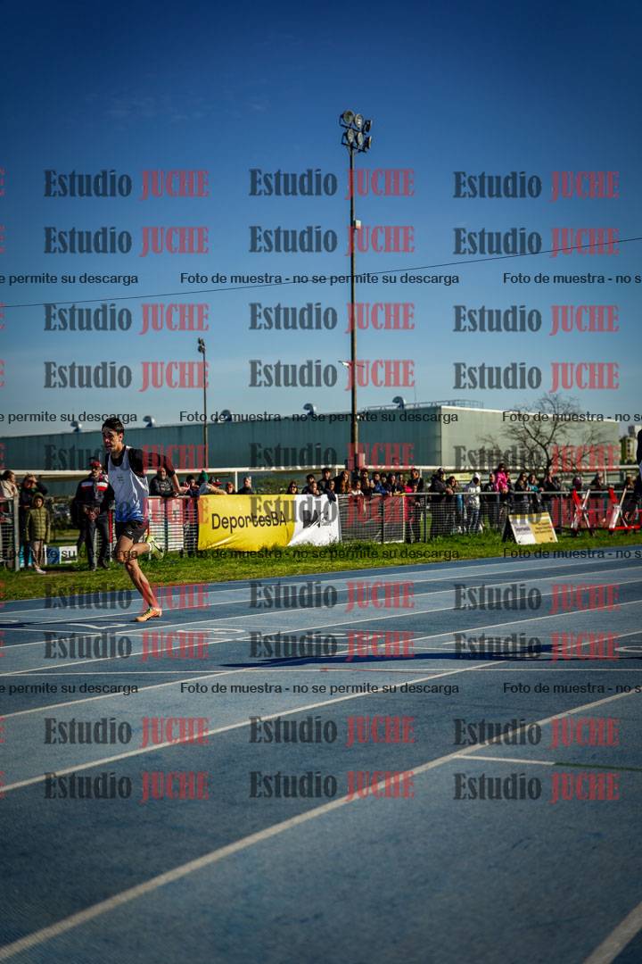 Fotos de los 110 m con vallas de varones - U17 (incluye heptatlón)