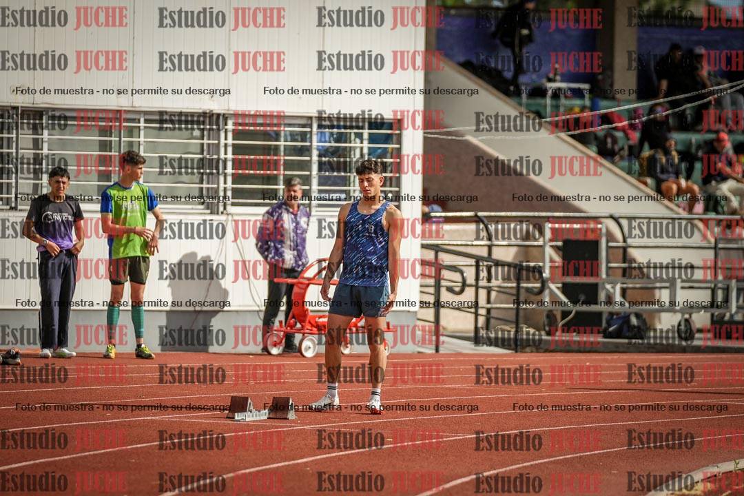 Fotos de los 400 m con vallas de varones