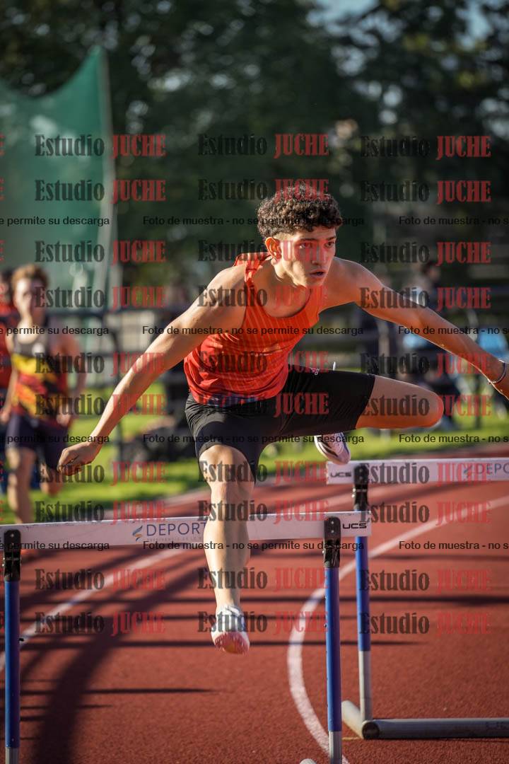 Fotos de los 400 m con vallas de varones