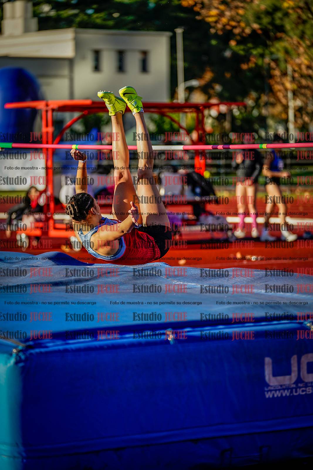 Fotos del salto en alto de mujeres