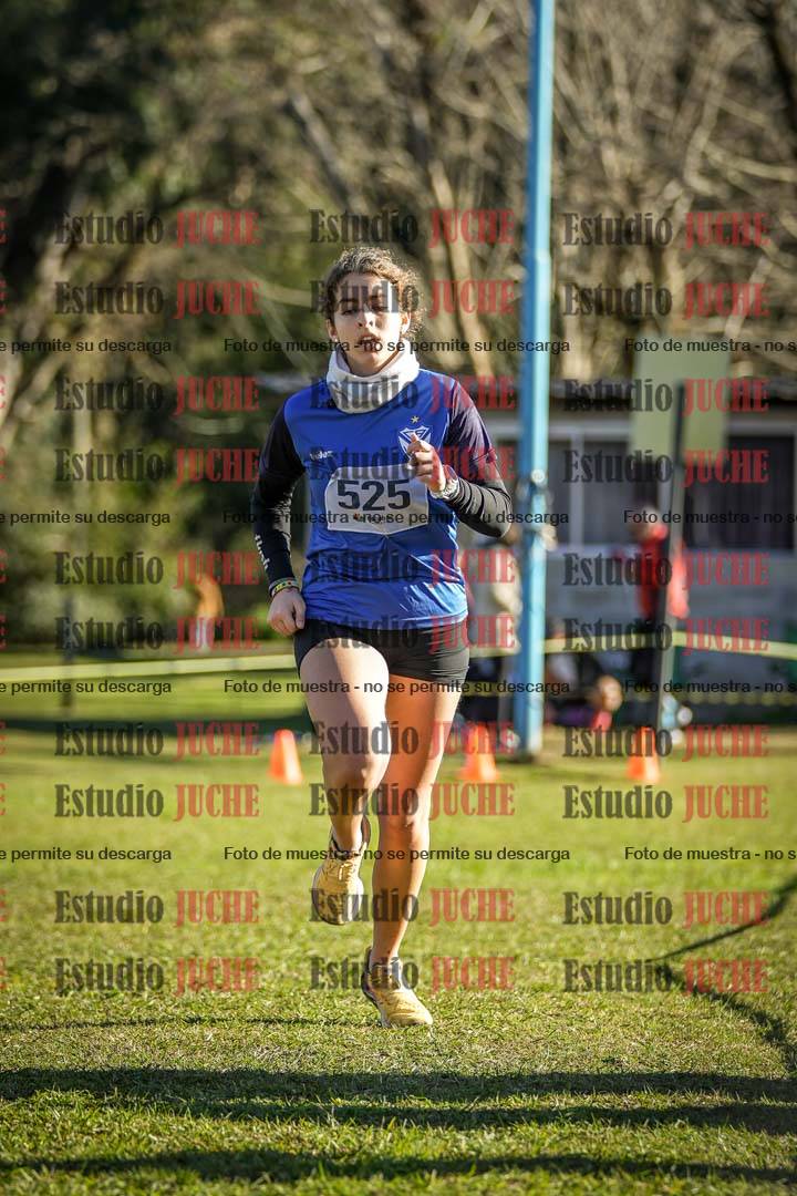 Fotos de la llegada del cross de 4000 m - mujeres