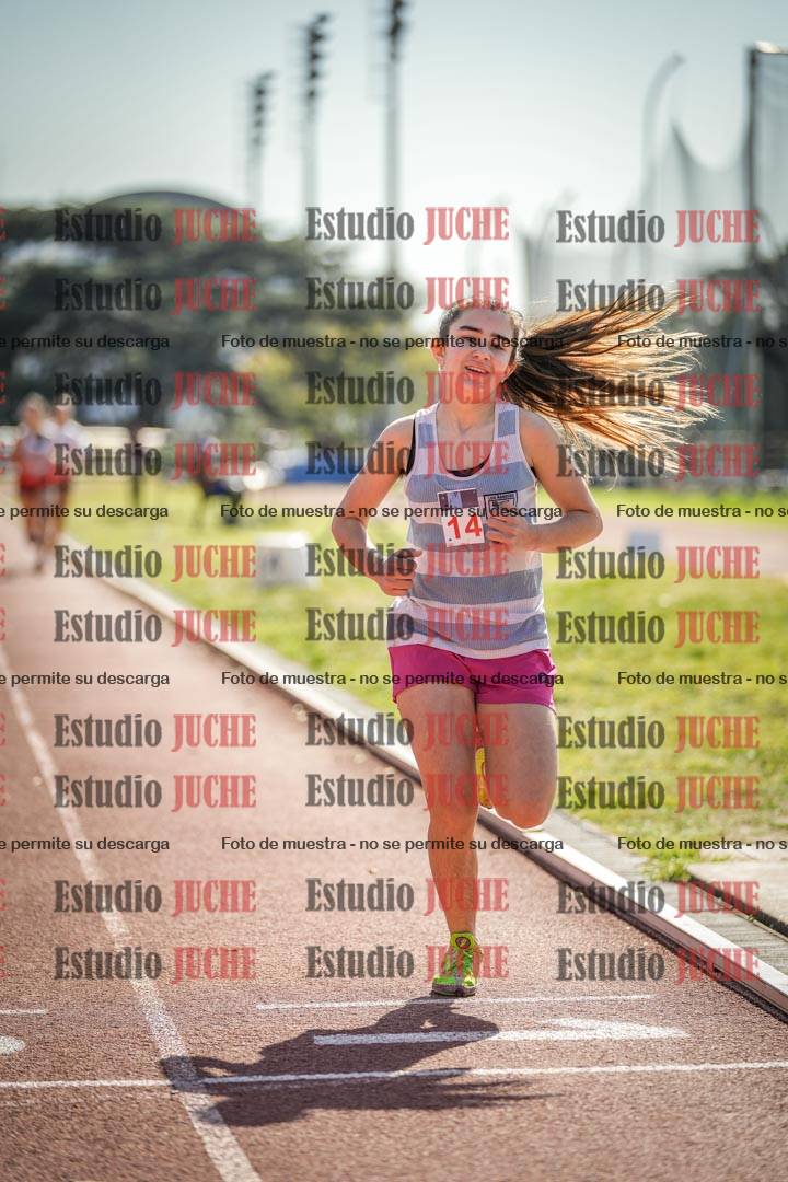 Fotos de los 600 m llanos de mujeres - U16