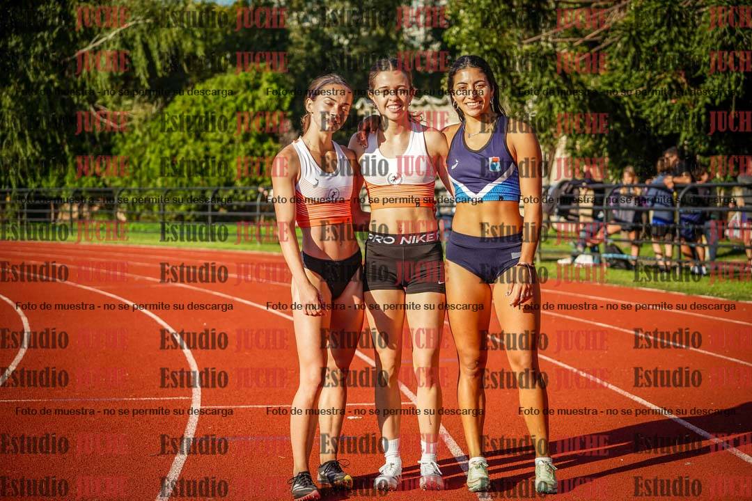 Fotos de algunos podios y extras