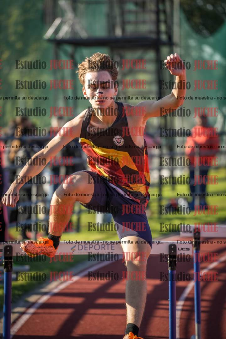 Fotos de los 400 m con vallas de varones