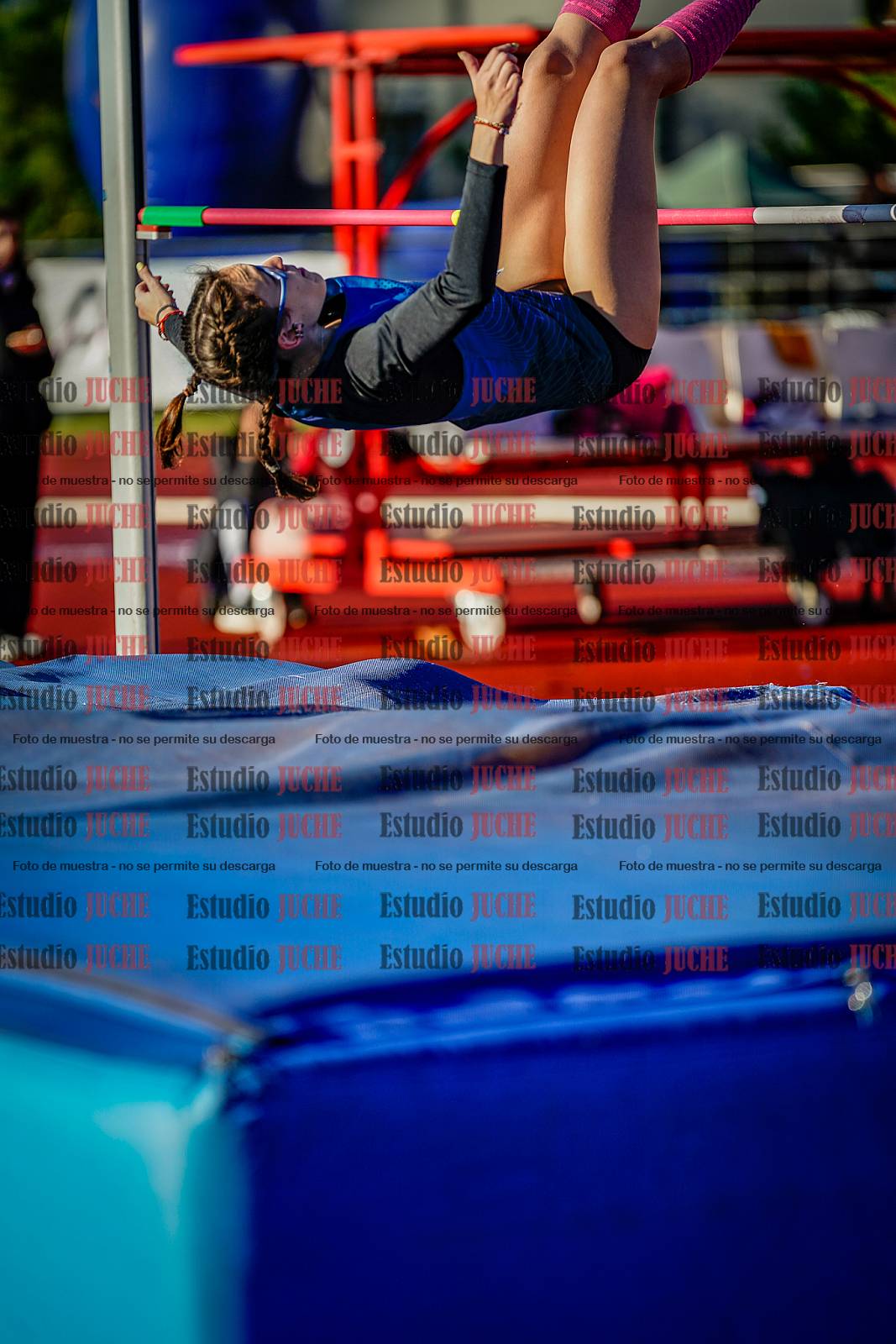 Fotos del salto en alto de mujeres
