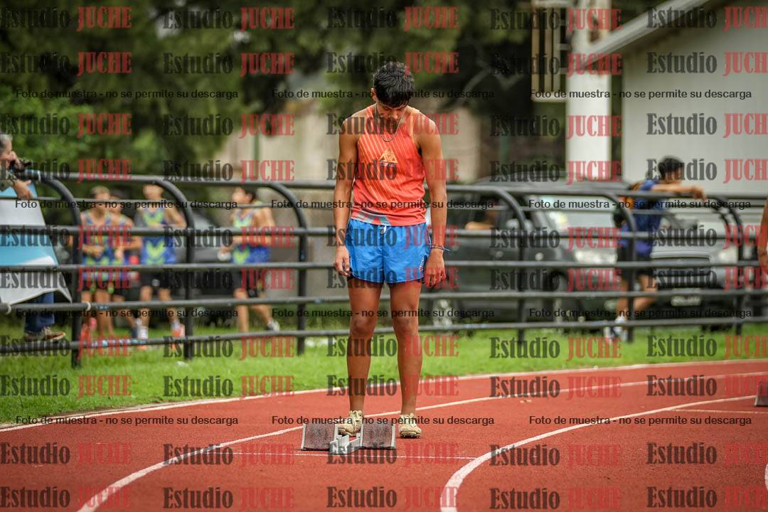 Fotos de los 400 m con vallas de varones