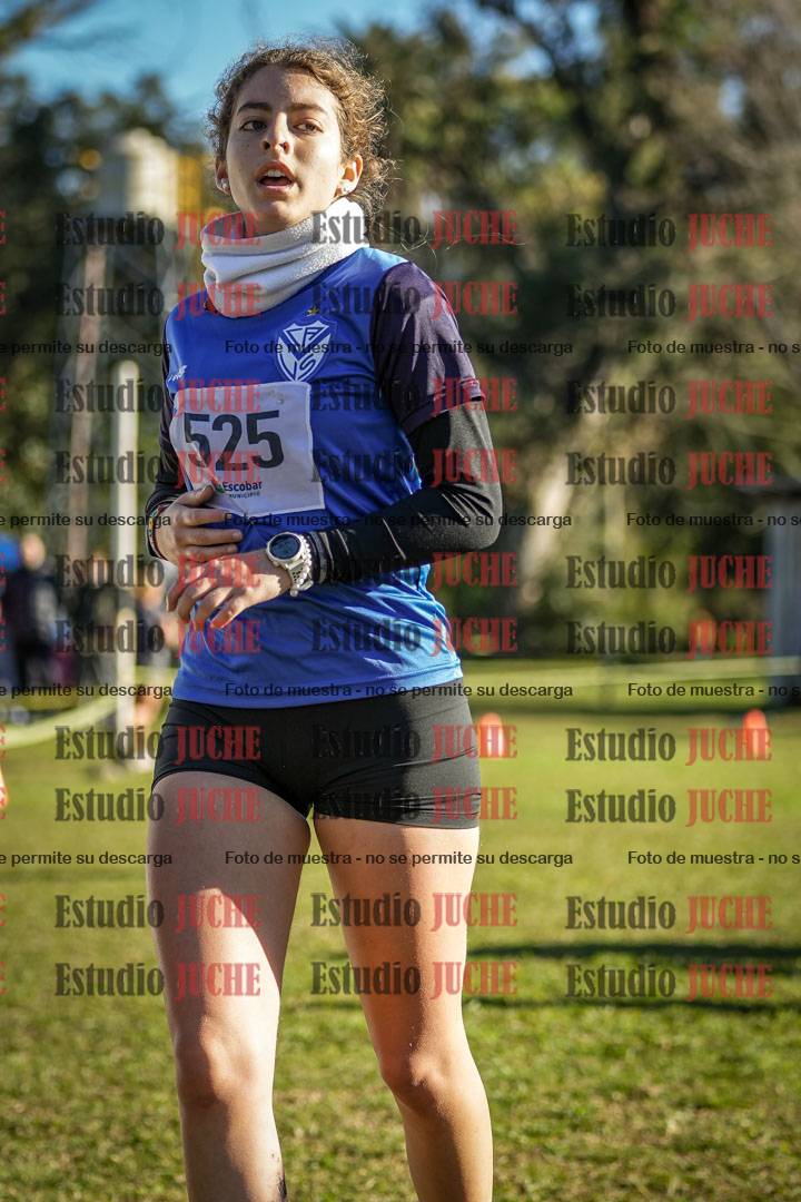 Fotos de la llegada del cross de 4000 m - mujeres