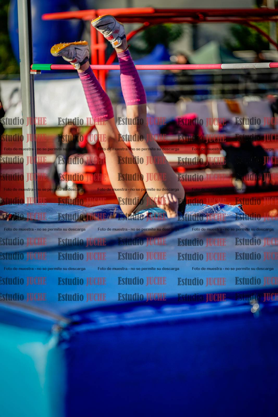 Fotos del salto en alto de mujeres