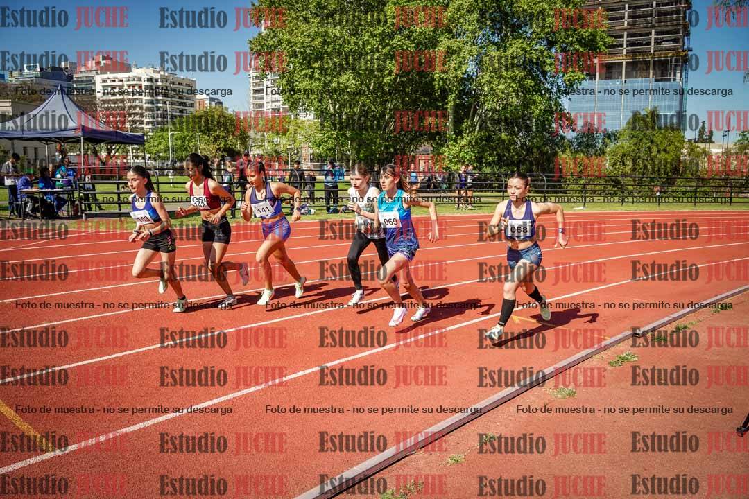 Fotos de los 1500 m con obstáculos de mujeres