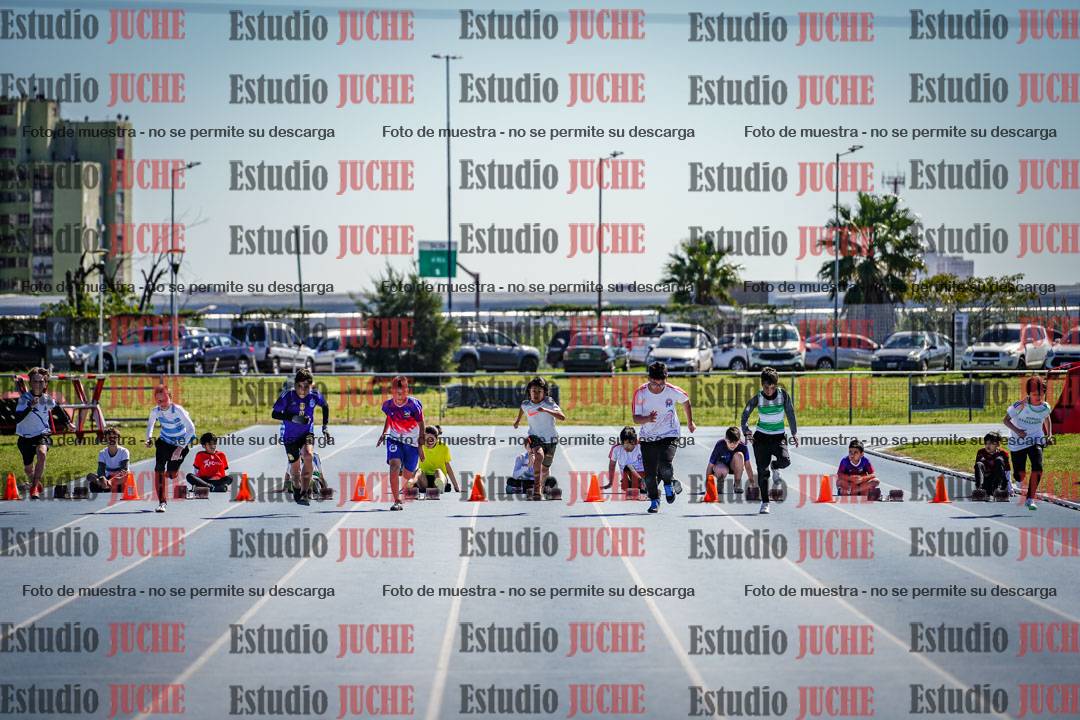 Fotos de los 50 m llanos de varones