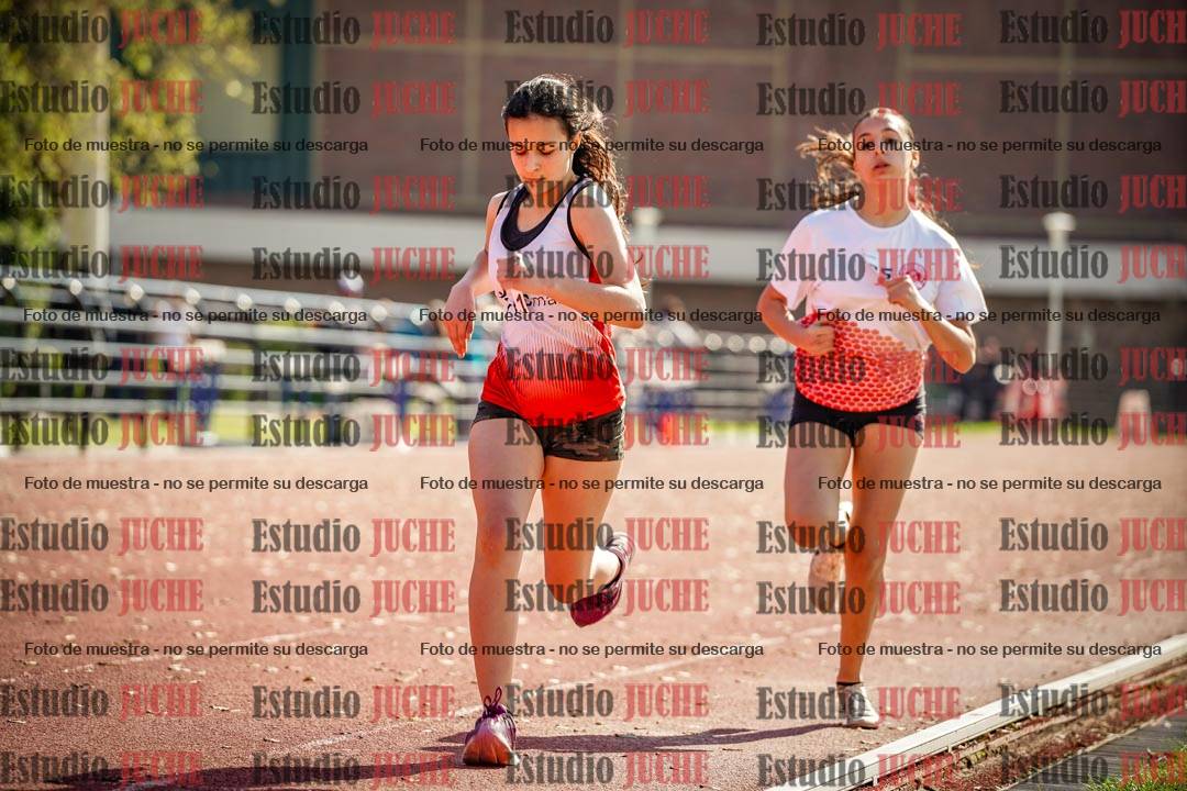 Fotos de los 600 m llanos de mujeres - U16
