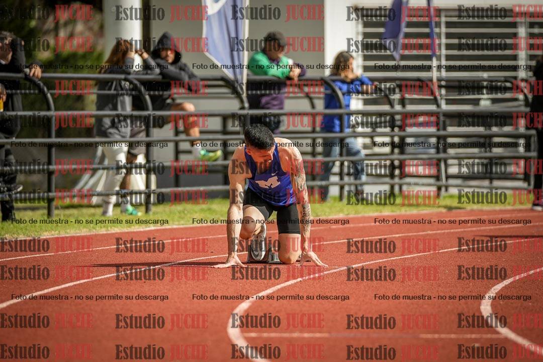 Fotos de los 400 m con vallas de varones