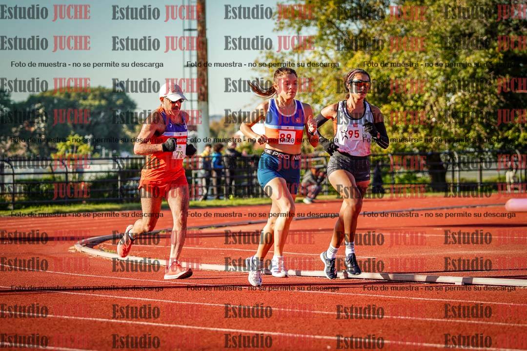 Fotos de los 10.000 m llanos de mujeres y varones