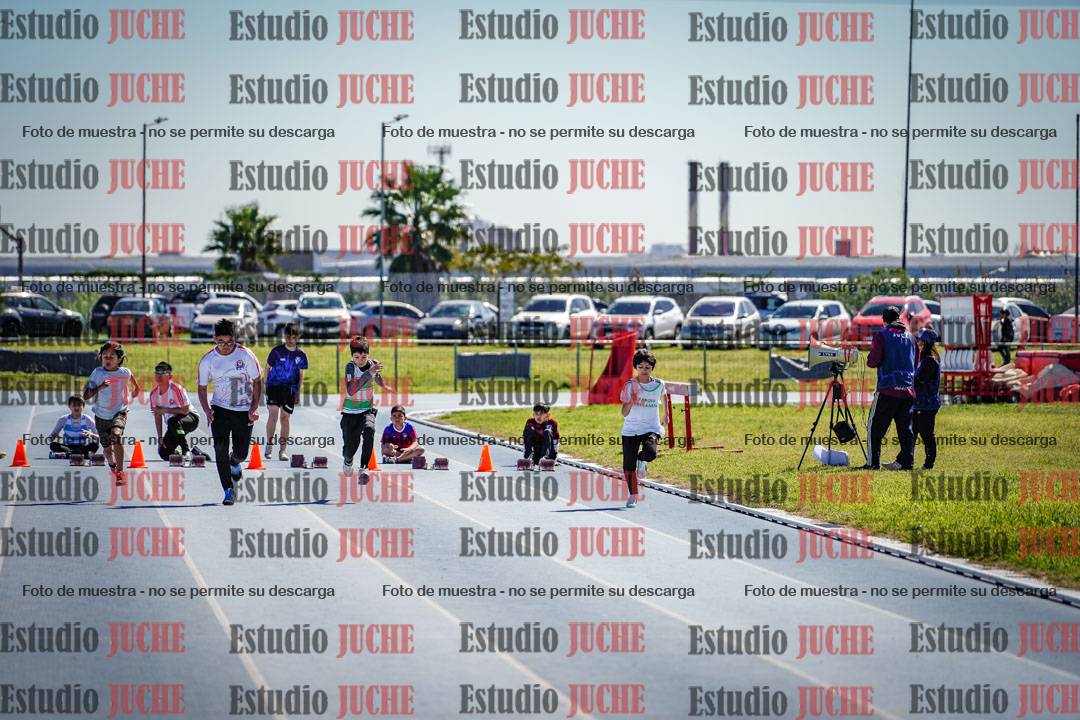 Fotos de los 50 m llanos de varones