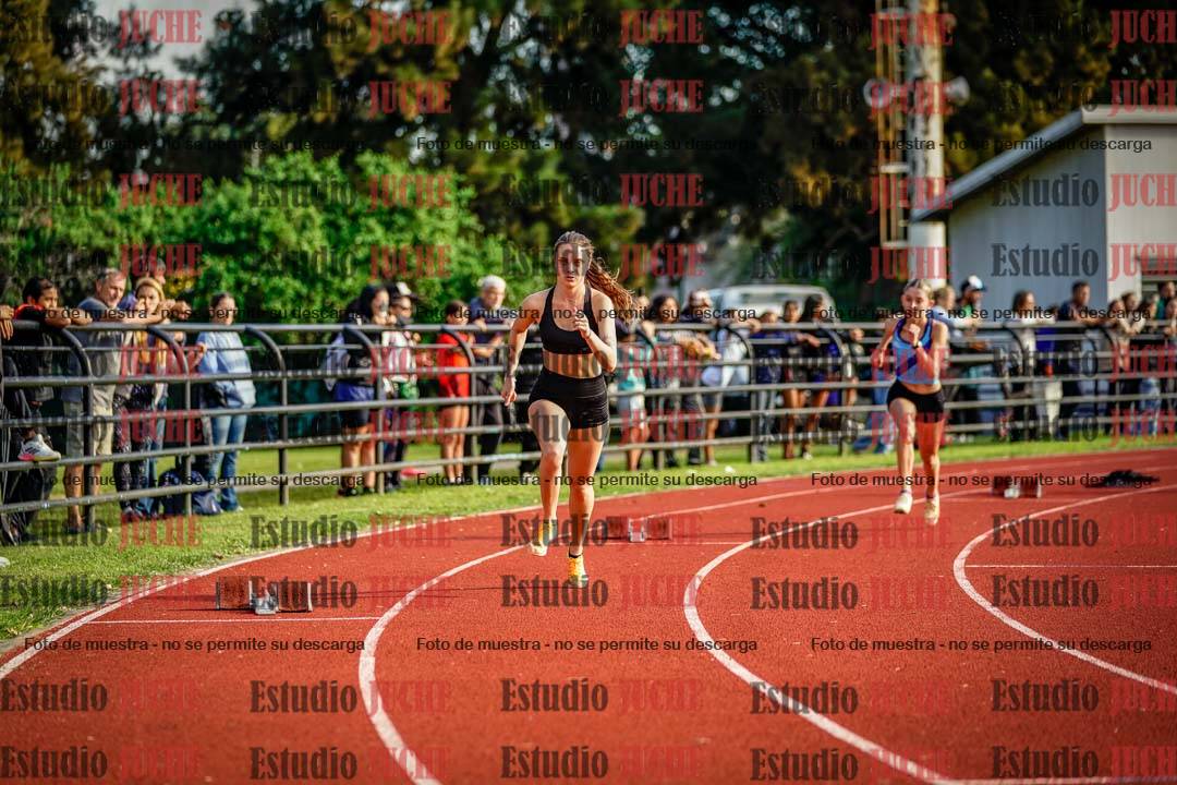 Fotos de los 400 m con vallas de mujeres