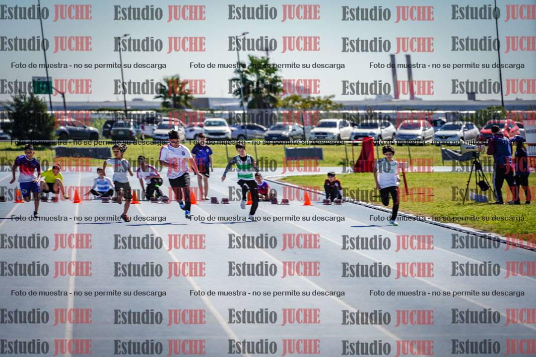 Fotos de los 50 m llanos de varones