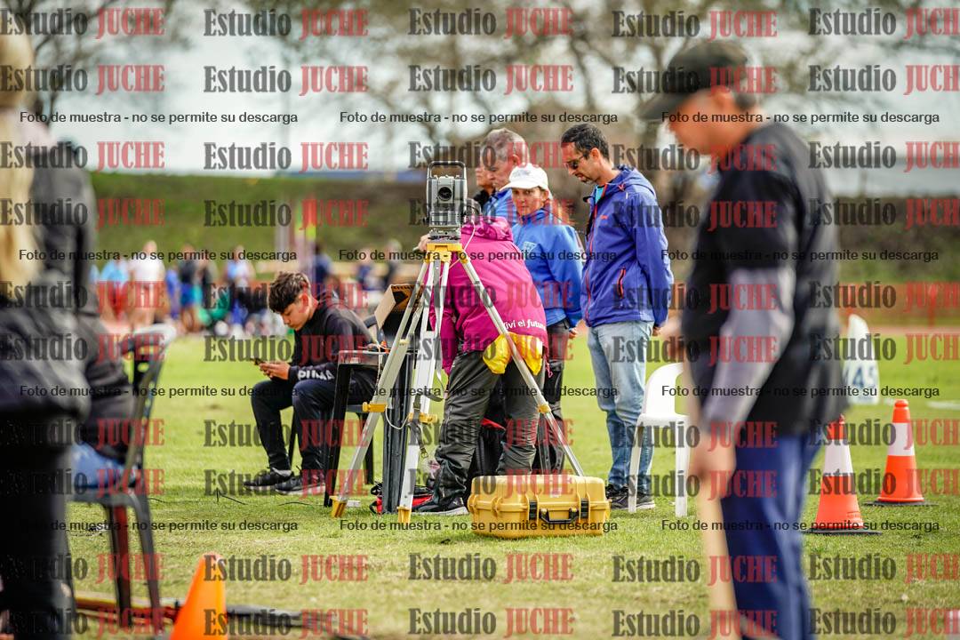 Fotos de algunos extras y podios del día 3