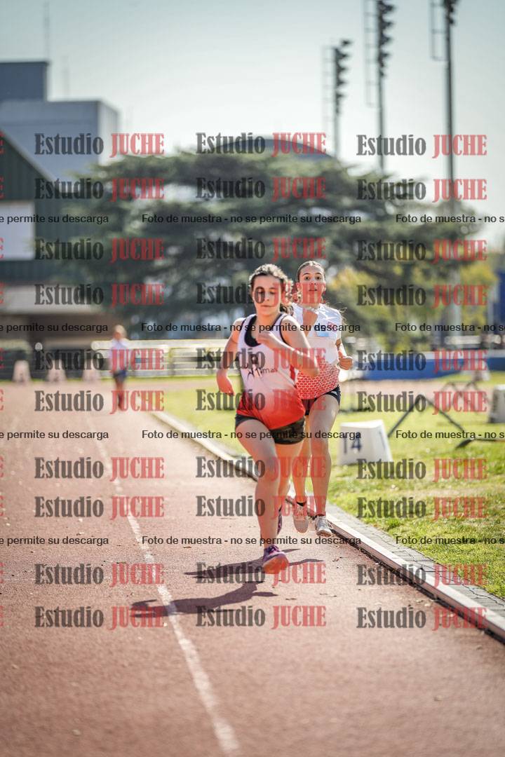Fotos de los 600 m llanos de mujeres - U16