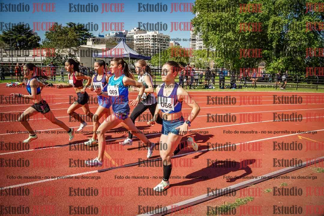 Fotos de los 1500 m con obstáculos de mujeres