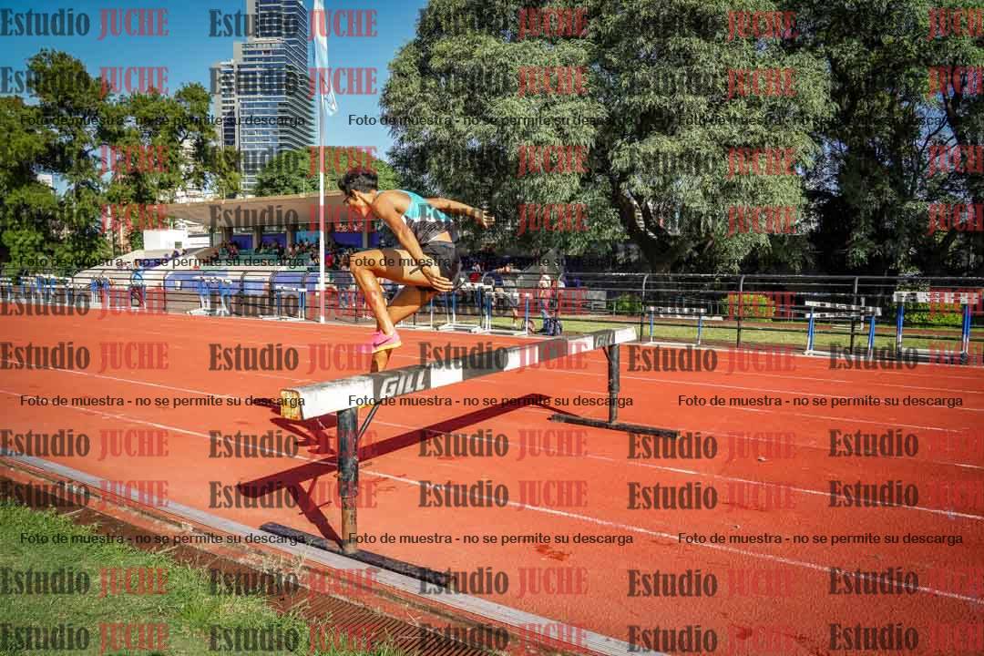 Fotos de los 3000 m con obstáculos de varones