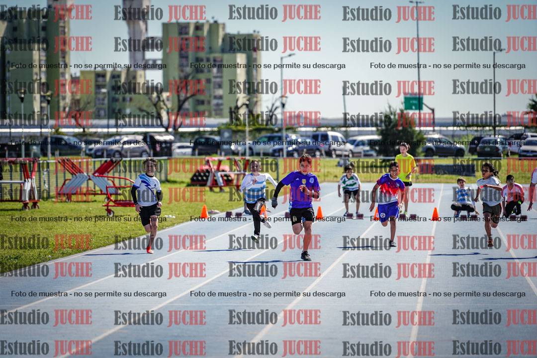 Fotos de los 50 m llanos de varones