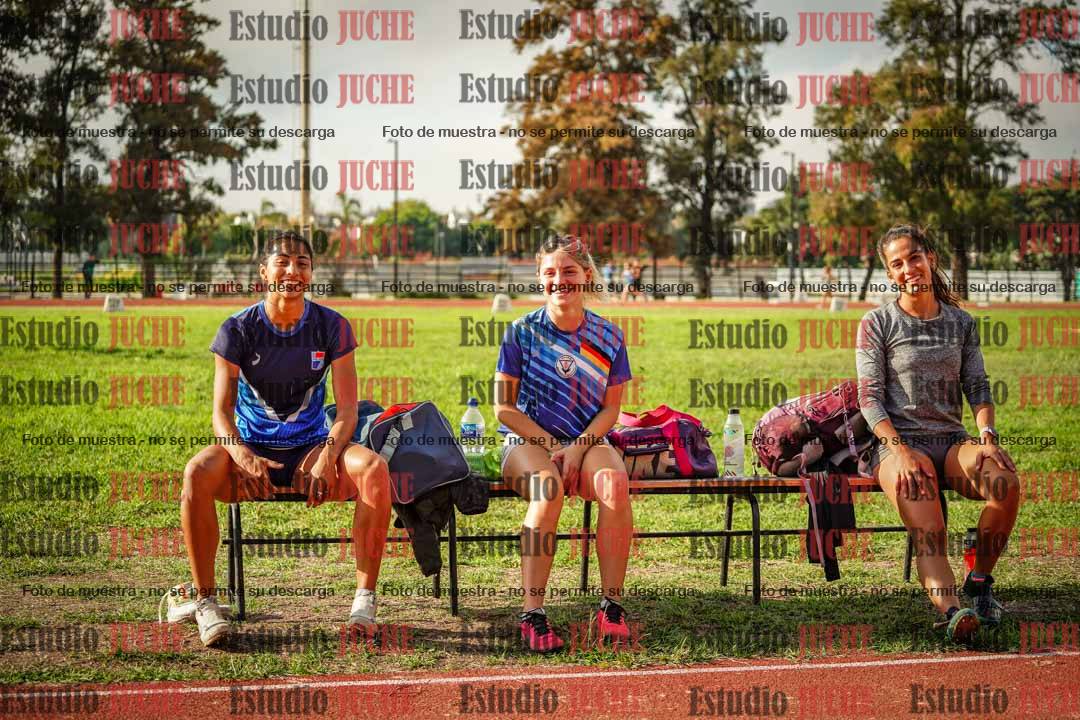 Fotos de algunos podios y extras del torneo