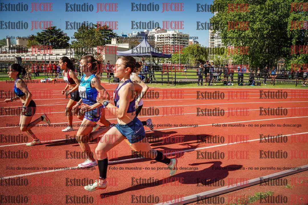 Fotos de los 1500 m con obstáculos de mujeres