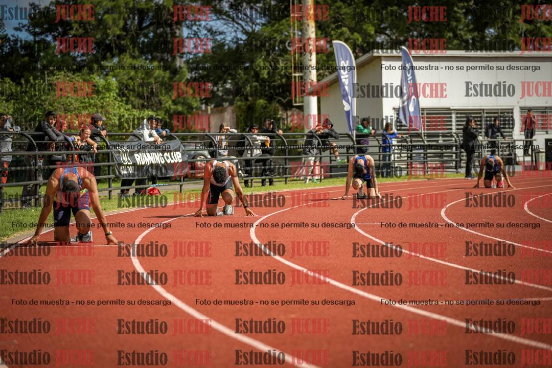 Fotos de los 400 m con vallas de varones