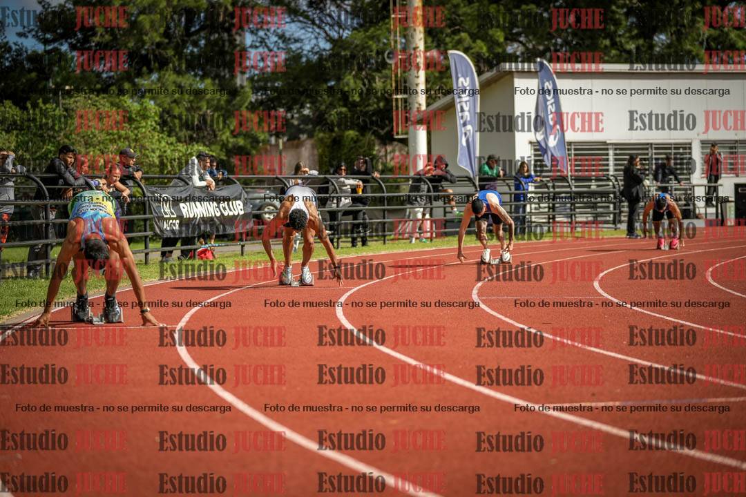 Fotos de los 400 m con vallas de varones