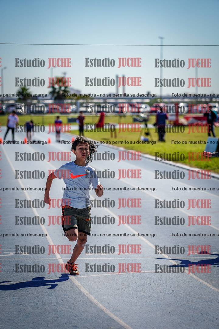 Fotos de los 50 m llanos de varones