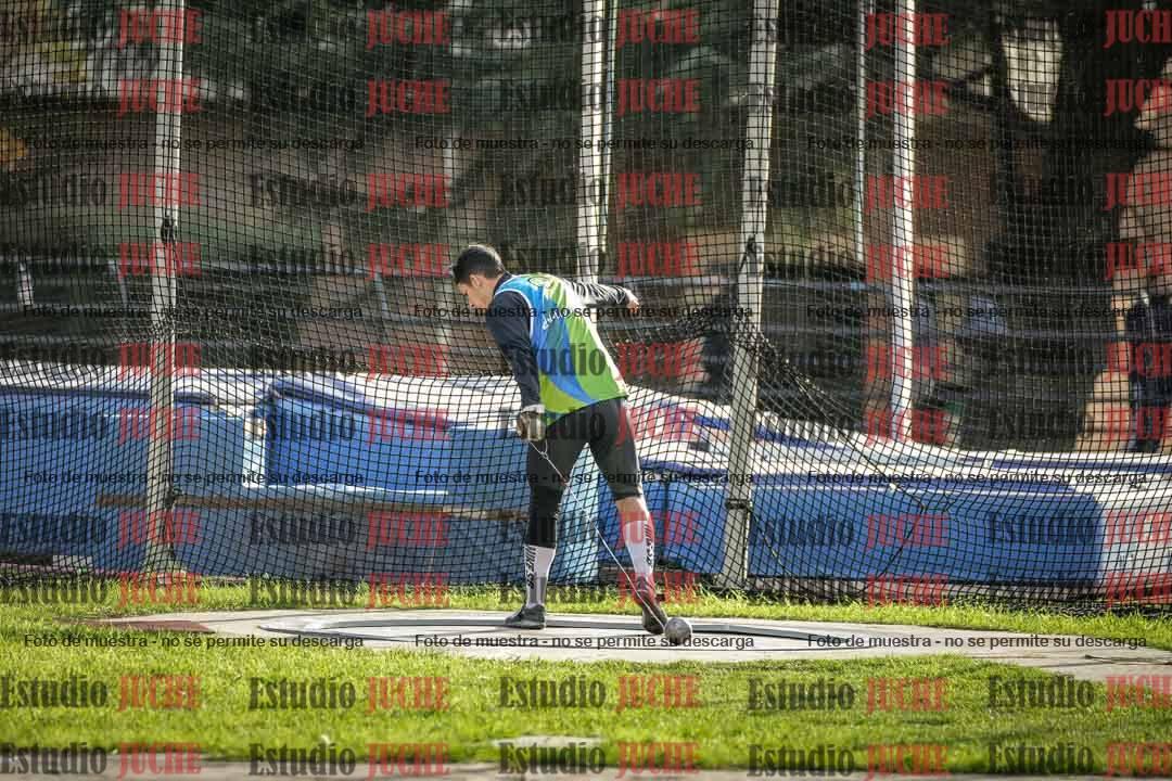 Fotos del lanzamiento de martillo de varones